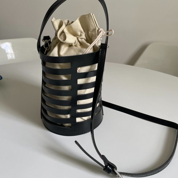 Mae & Ivy Cage Shoulder Bag - Picture 5 of 5